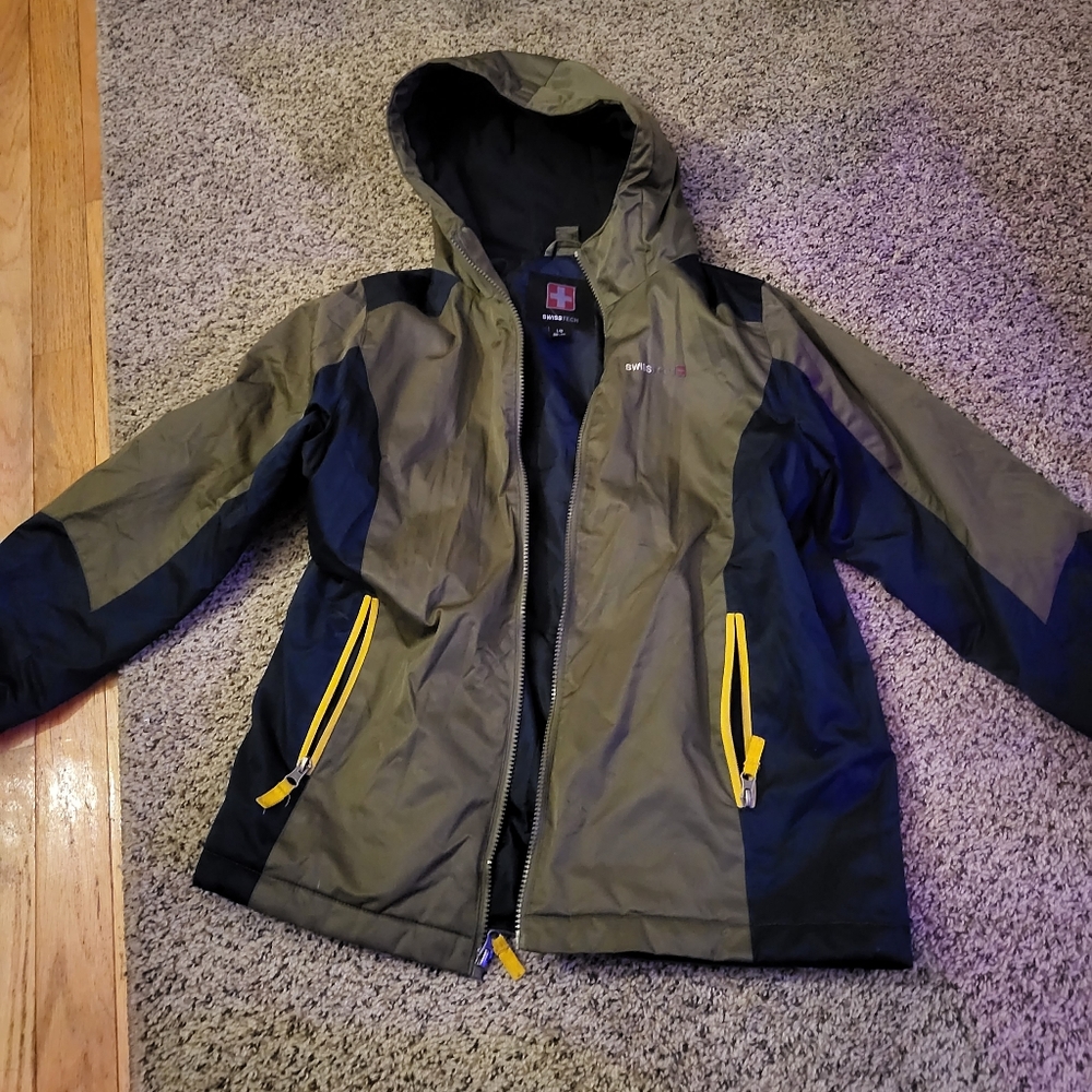 Swiss Tech Boys large (10-12) green blue coat with yellow pockets